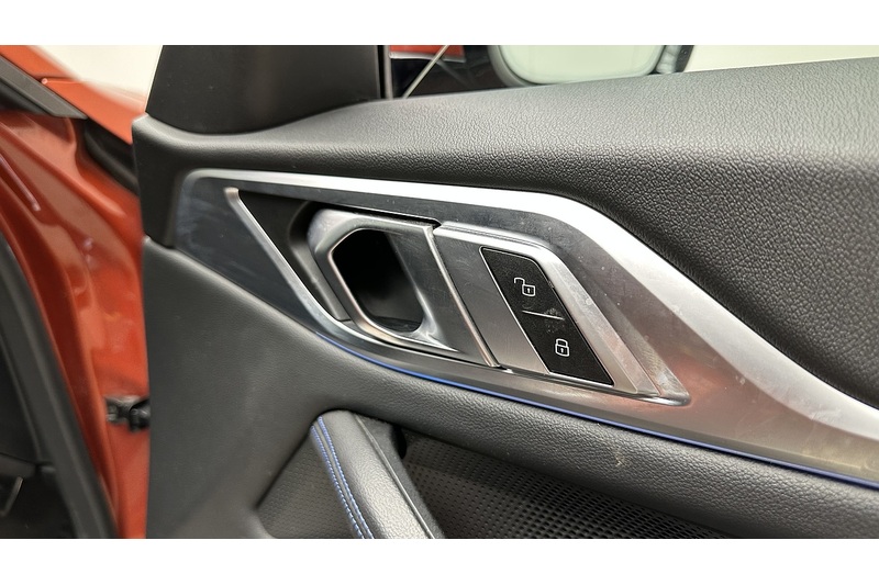 BMW i4 40 M Sport - U3655