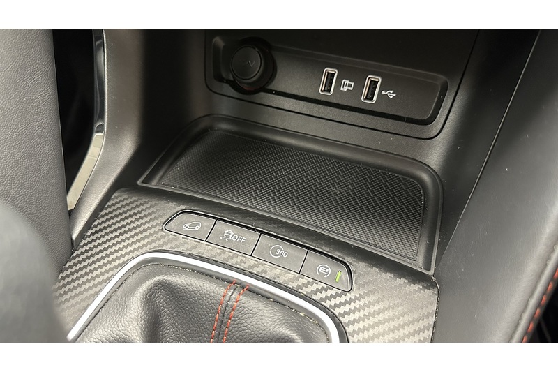 MG MG ZS VTi-TECH Exclusive - U3656