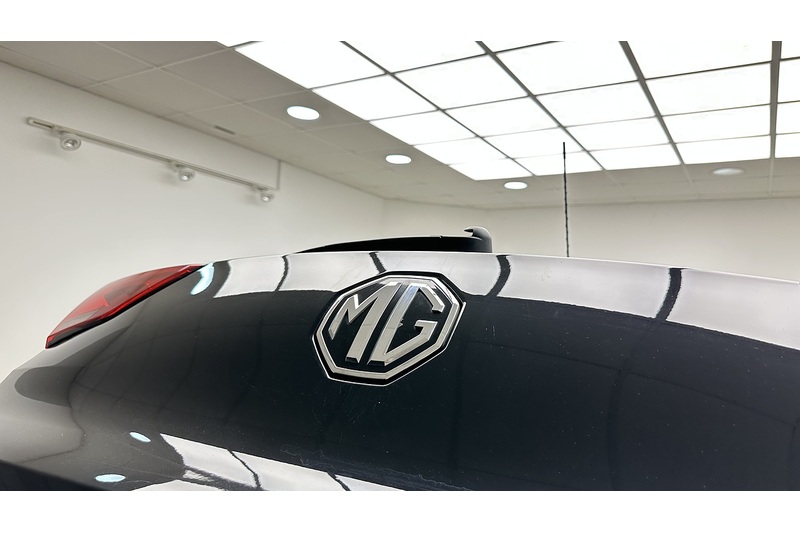 MG MG ZS Trophy - U3657