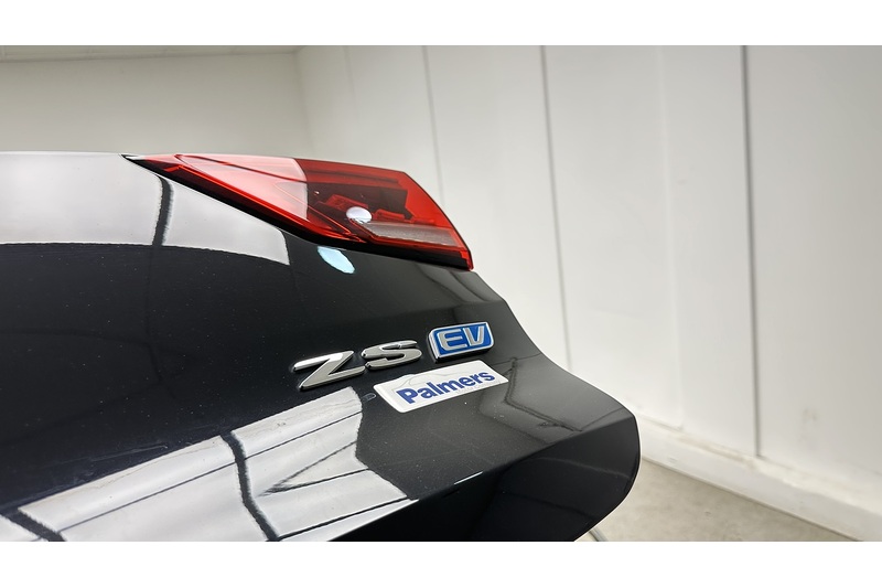 MG MG ZS Trophy - U3657