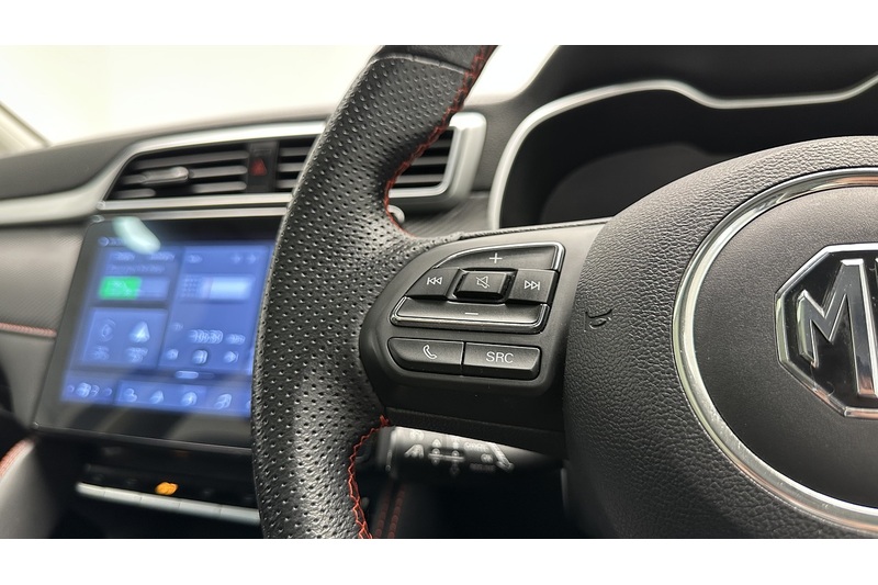 MG MG ZS Trophy - U3657