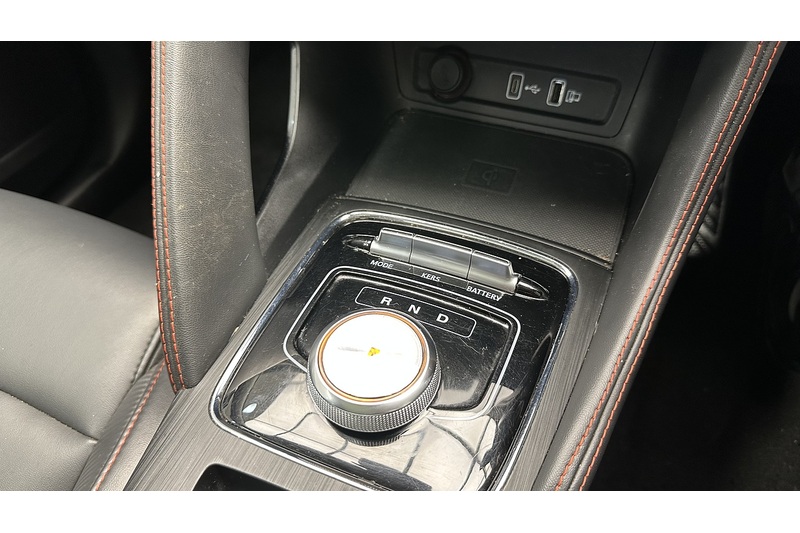 MG MG ZS Trophy - U3657