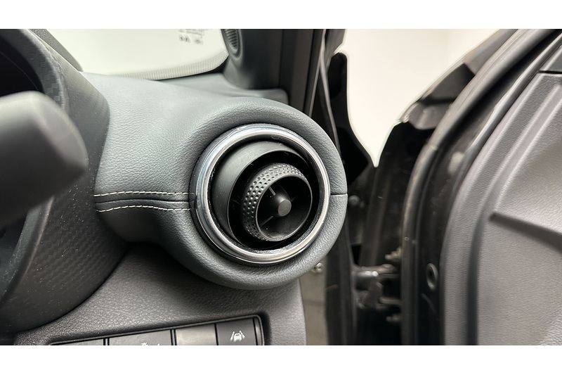 Nissan Juke DIG-T N-Connecta - U3658
