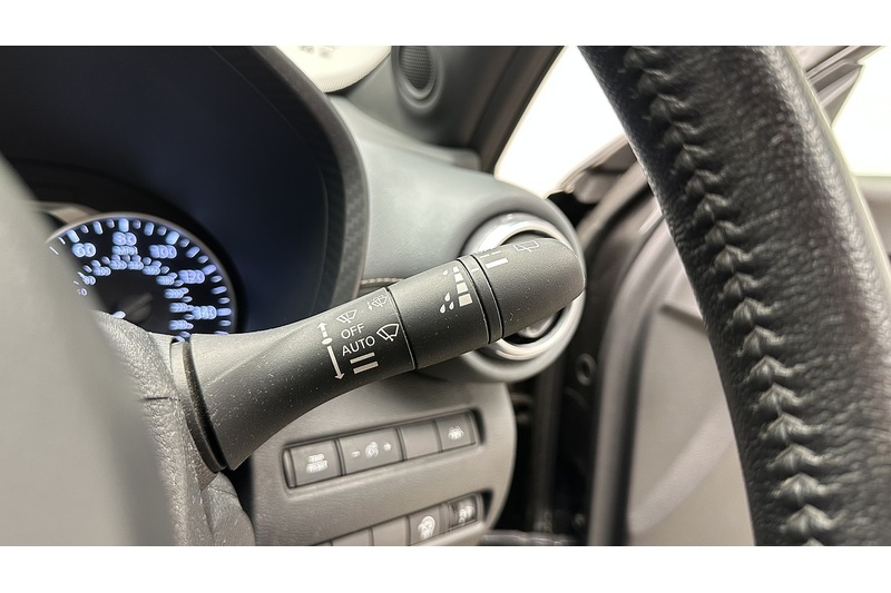 Nissan Juke DIG-T N-Connecta - U3658