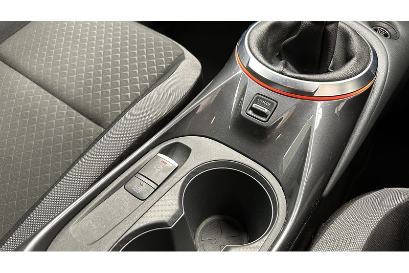 Nissan Juke DIG-T N-Connecta - U3658
