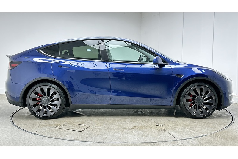 Tesla Model Y Performance - U3661