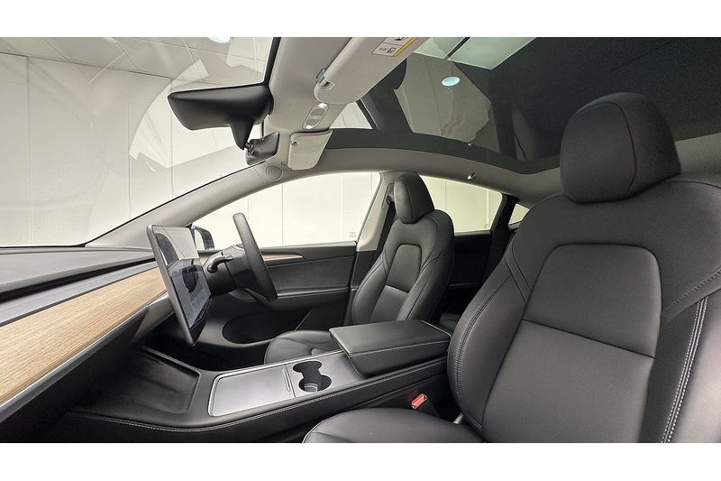 Tesla Model Y Performance - U3661