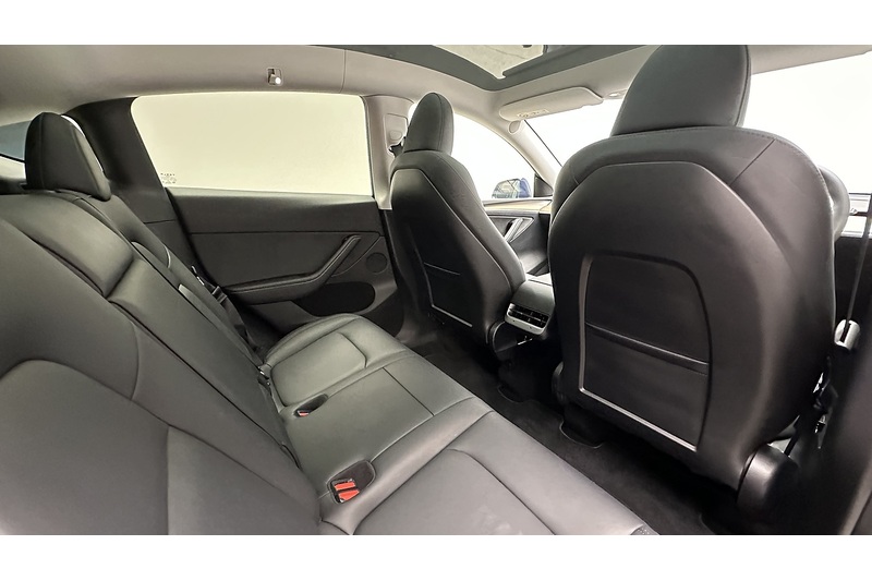 Tesla Model Y Performance - U3661