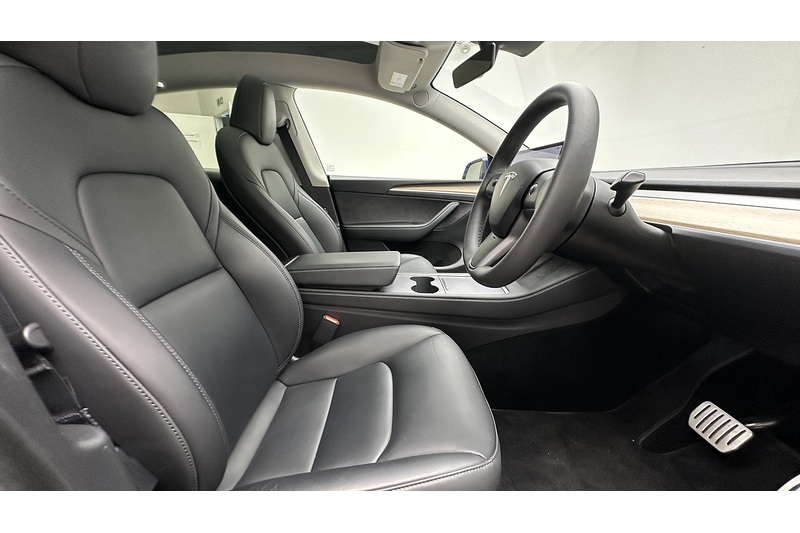 Tesla Model Y Performance - U3661