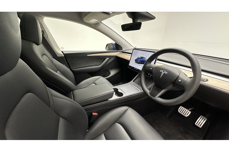 Tesla Model Y Performance - U3661
