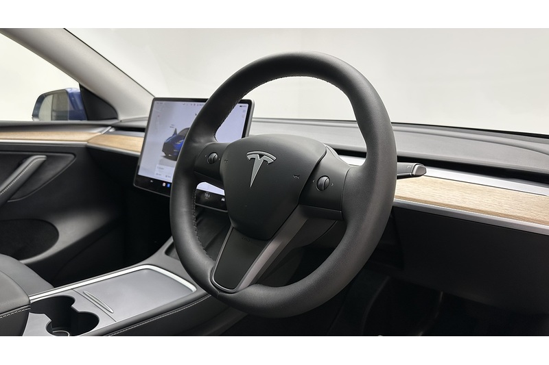 Tesla Model Y Performance - U3661