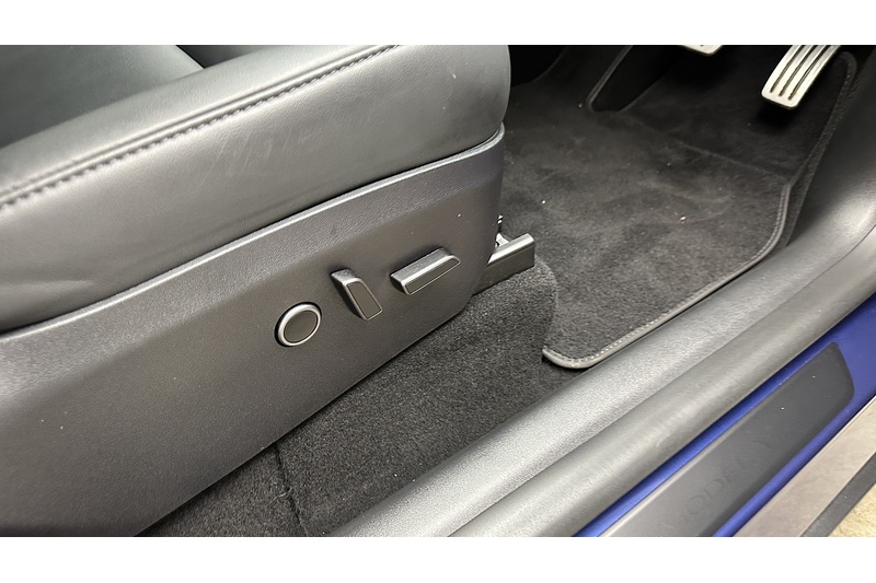 Tesla Model Y Performance - U3661