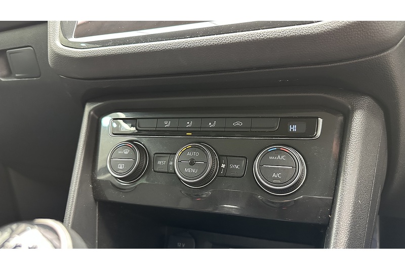 Volkswagen Tiguan TDI Match - U3662