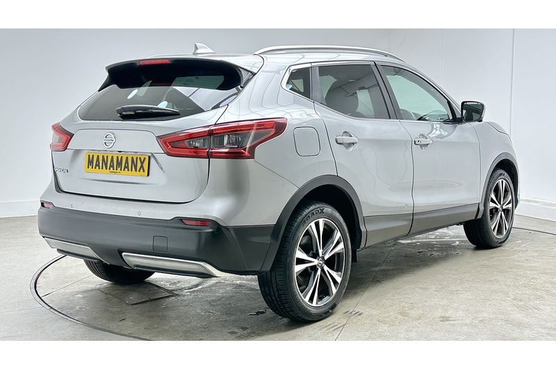 Nissan Qashqai DIG-T N-Connecta - U3668