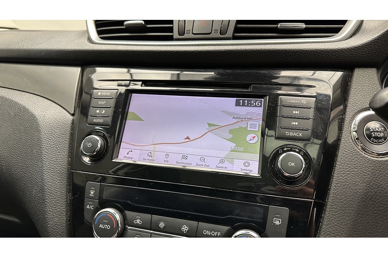 Nissan Qashqai DIG-T N-Connecta - U3668