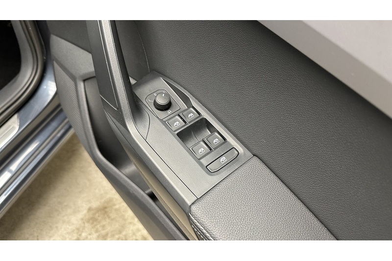 SEAT Ibiza TSI XCELLENCE Lux - U3669