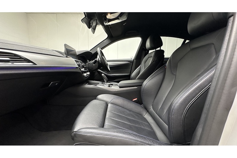 BMW 5 Series 520d MHT M Sport - U3672