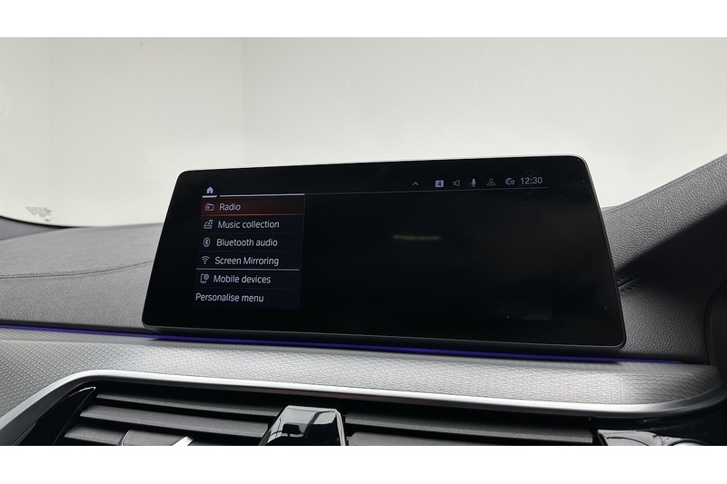 BMW 5 Series 520d MHT M Sport - U3672