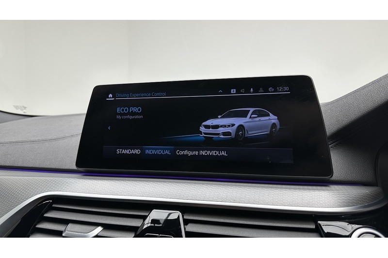 BMW 5 Series 520d MHT M Sport - U3672