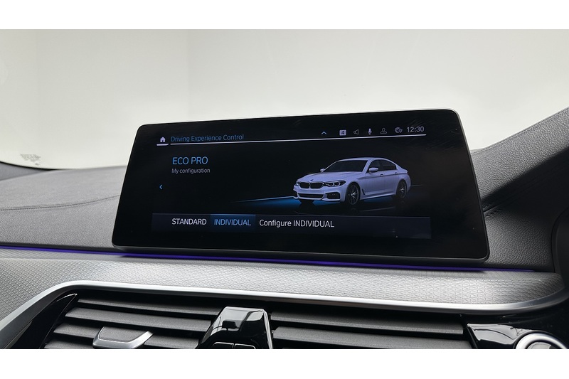 BMW 5 Series 520d MHT M Sport - U3672