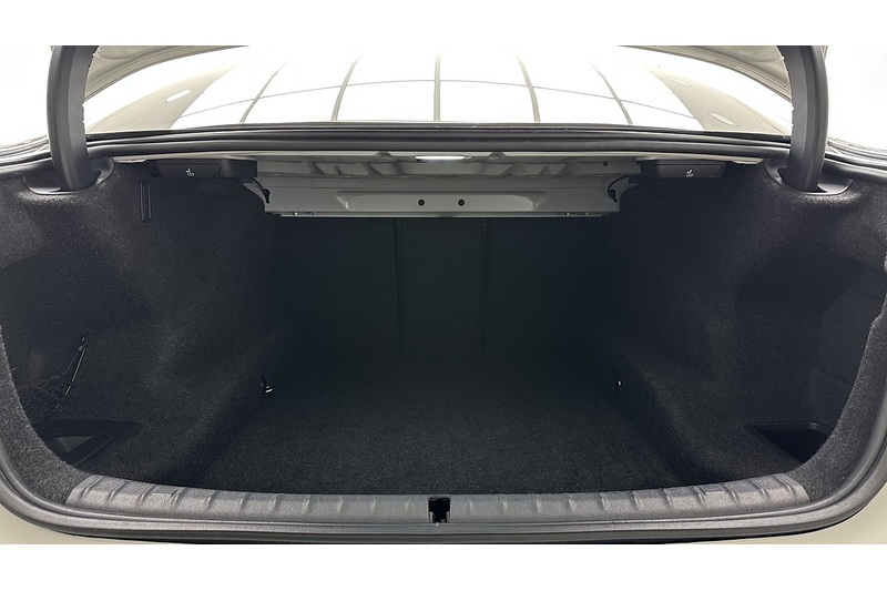 BMW 5 Series 520d MHT M Sport - U3672