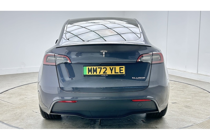 Tesla Model Y Performance - U3677