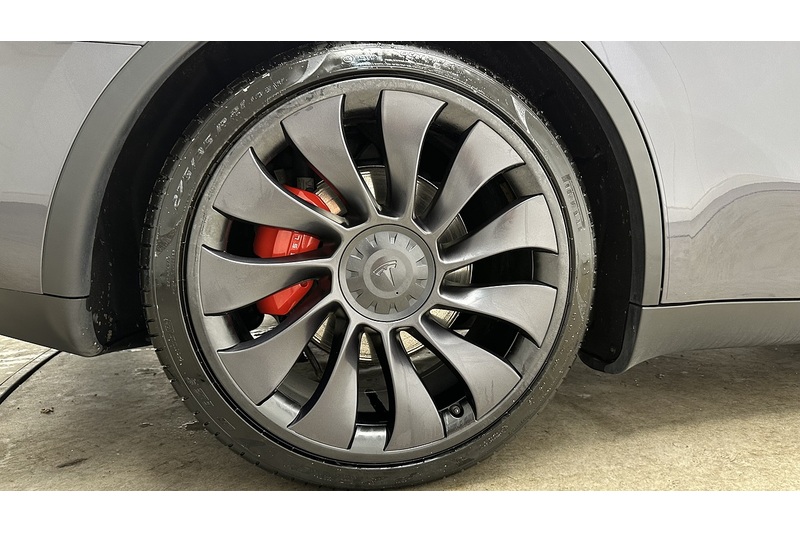 Tesla Model Y Performance - U3677