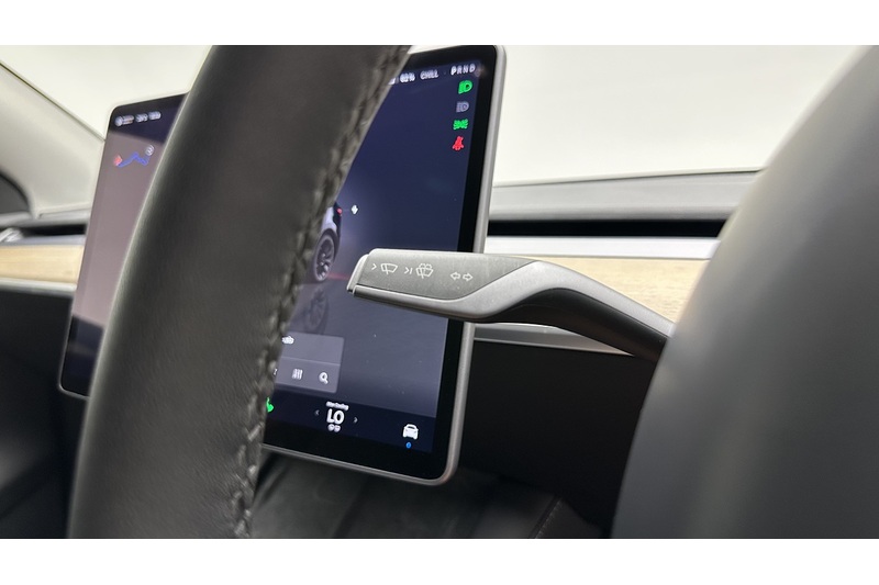 Tesla Model Y Performance - U3677