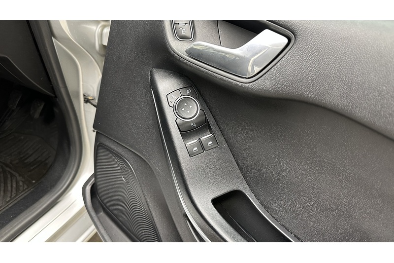 Ford Fiesta T EcoBoost Zetec - U3685