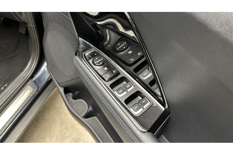 Kia Niro GDi 3 - U3696