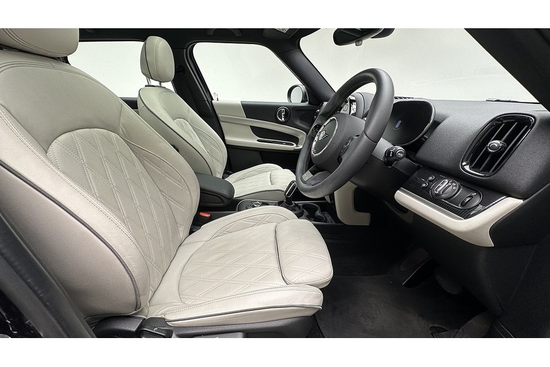 MINI Countryman Cooper Exclusive - U3709