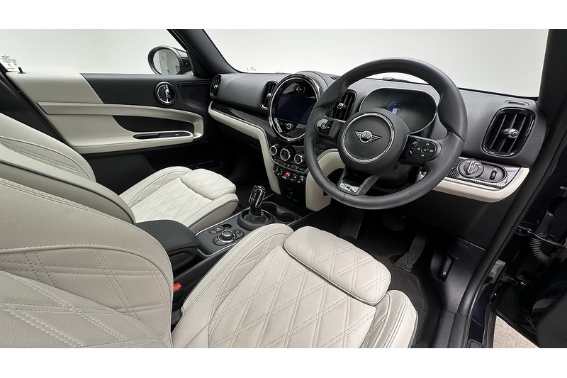 MINI Countryman Cooper Exclusive - U3709