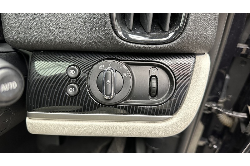 MINI Countryman Cooper Exclusive - U3709