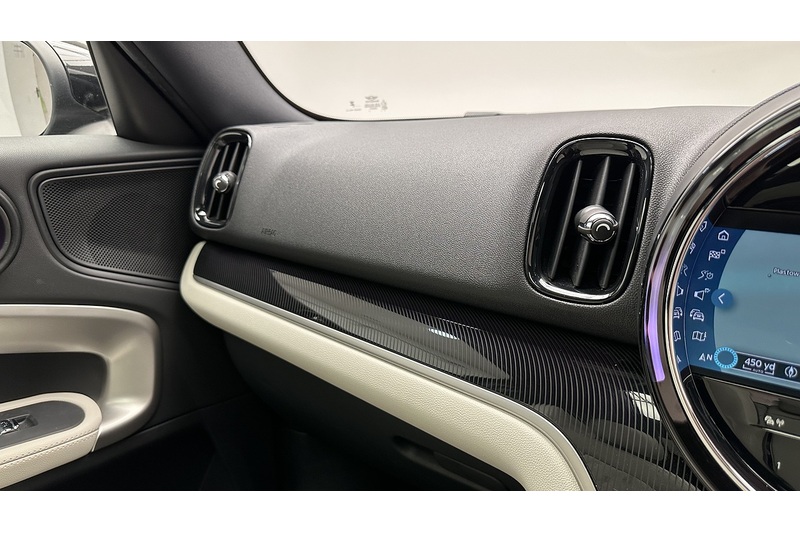 MINI Countryman Cooper Exclusive - U3709