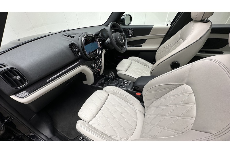 MINI Countryman Cooper Exclusive - U3709