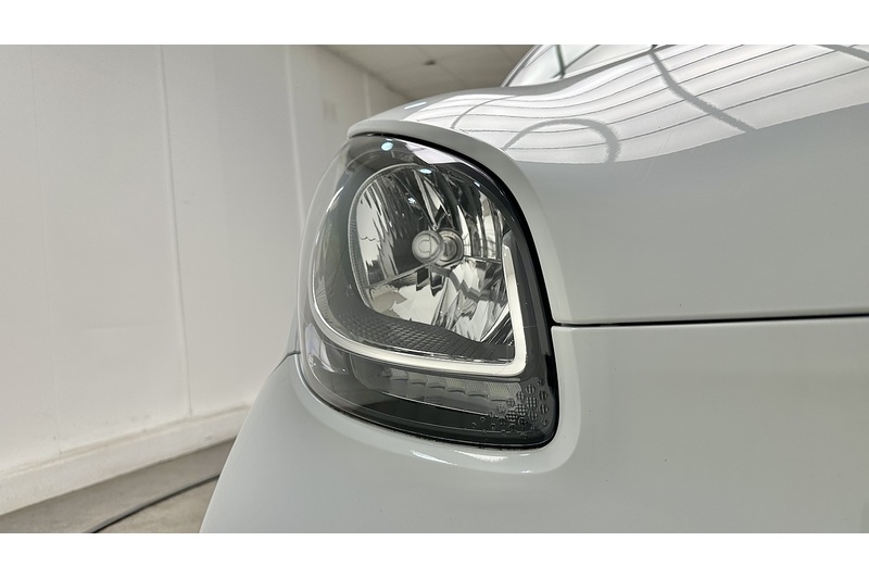 Smart forfour 17.6kWh Passion Advanced Hatchback 5dr Electric Auto (22kW Charger) (82 ps) - U371