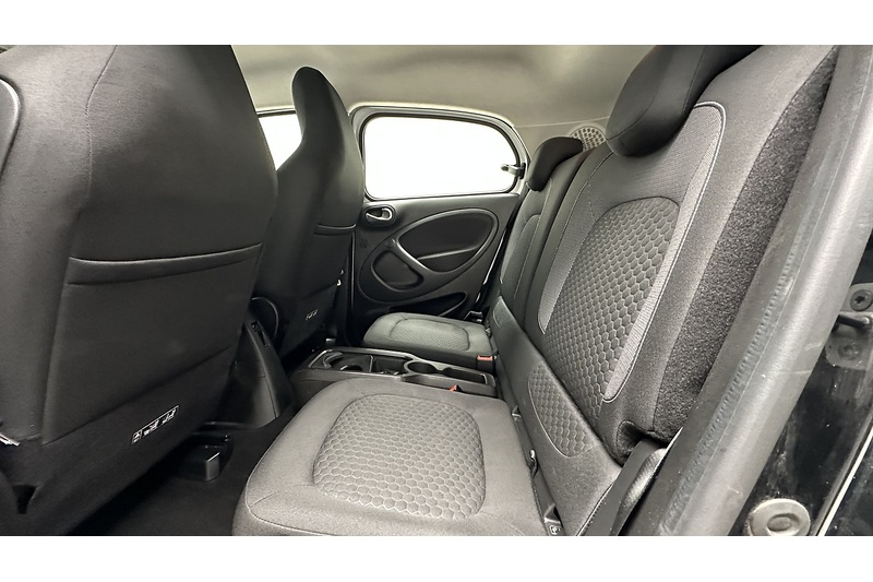 Smart forfour 17.6kWh Passion Advanced Hatchback 5dr Electric Auto (22kW Charger) (82 ps) - U371