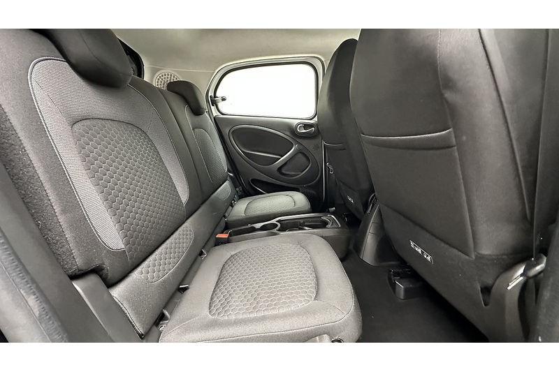 Smart forfour 17.6kWh Passion Advanced Hatchback 5dr Electric Auto (22kW Charger) (82 ps) - U371