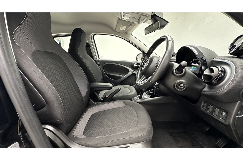 Smart forfour 17.6kWh Passion Advanced Hatchback 5dr Electric Auto (22kW Charger) (82 ps) - U371