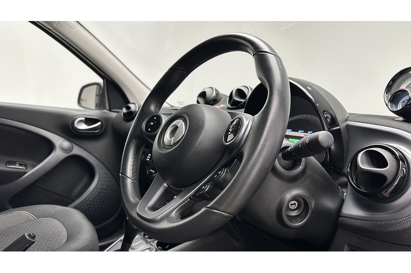 Smart forfour 17.6kWh Passion Advanced Hatchback 5dr Electric Auto (22kW Charger) (82 ps) - U371