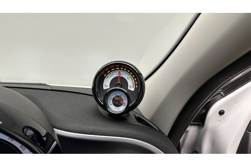 Smart forfour 17.6kWh Passion Advanced Hatchback 5dr Electric Auto (22kW Charger) (82 ps) - U371