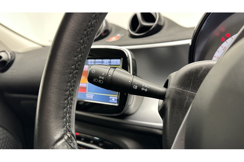 Smart forfour 17.6kWh Passion Advanced Hatchback 5dr Electric Auto (22kW Charger) (82 ps) - U371