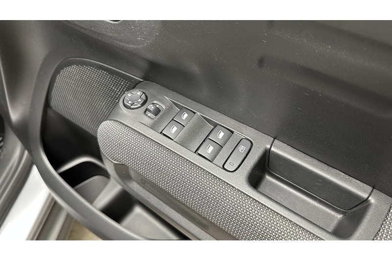 Citroen C3 Aircross PureTech PLUS - U3711