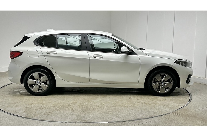 BMW 1 Series 118i SE - U3719