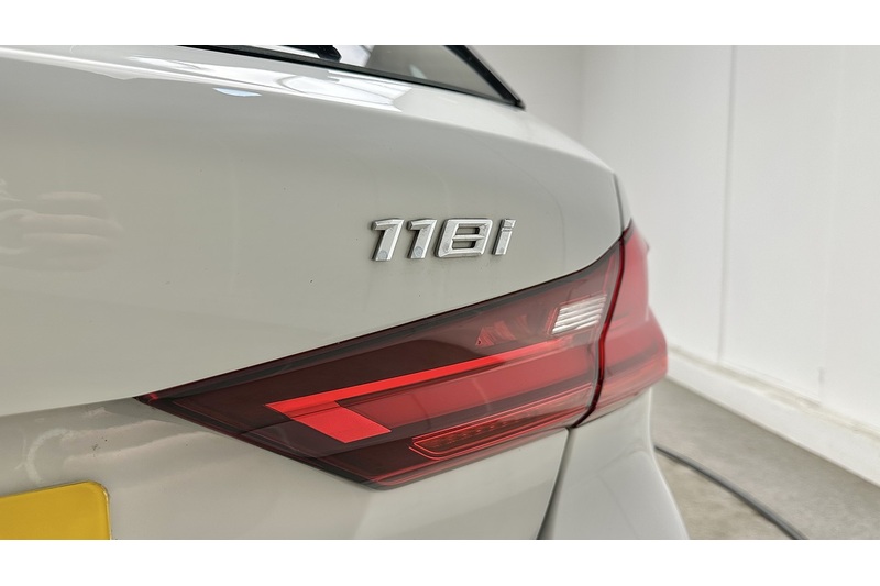 BMW 1 Series 118i SE - U3719