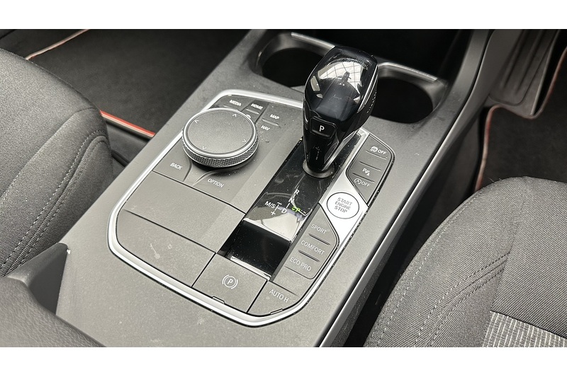 BMW 1 Series 118i SE - U3719
