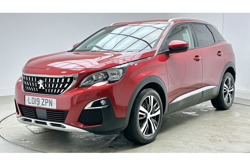 Peugeot 3008 PureTech Allure - U3720