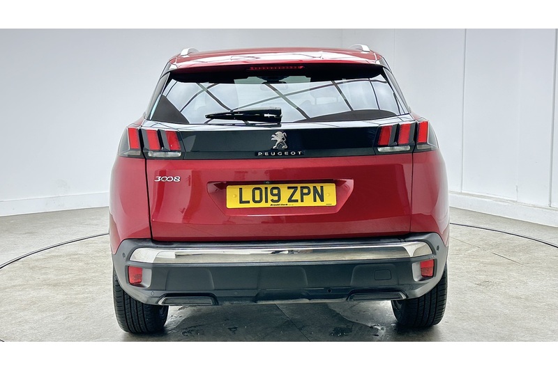 Peugeot 3008 PureTech Allure - U3720