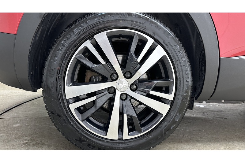 Peugeot 3008 PureTech Allure - U3720