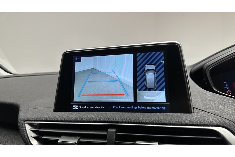 Peugeot 3008 PureTech Allure - U3720
